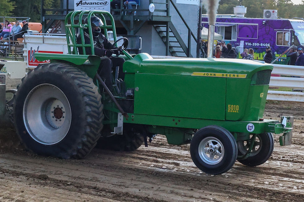 Classic Super Stock Tractors Join the CS Pulling Promotions Championship Sled Pulling Series