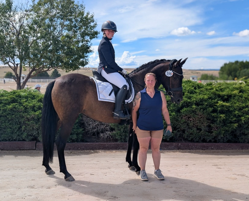 Rhyan Anderson riding Veronia Miluk's Leyenda de la Noche ("Bella"), photo by Dominic Miluk