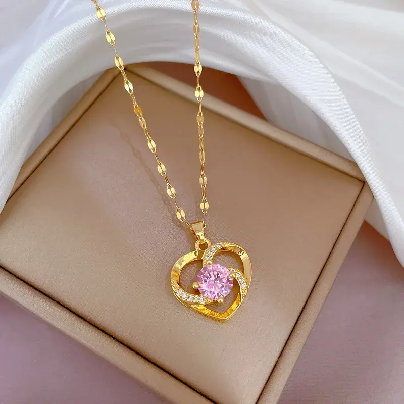 Thumbnail: Fashionable and Luxurious Peach Heart Pearl Oyster Necklace, Personalized and Ve