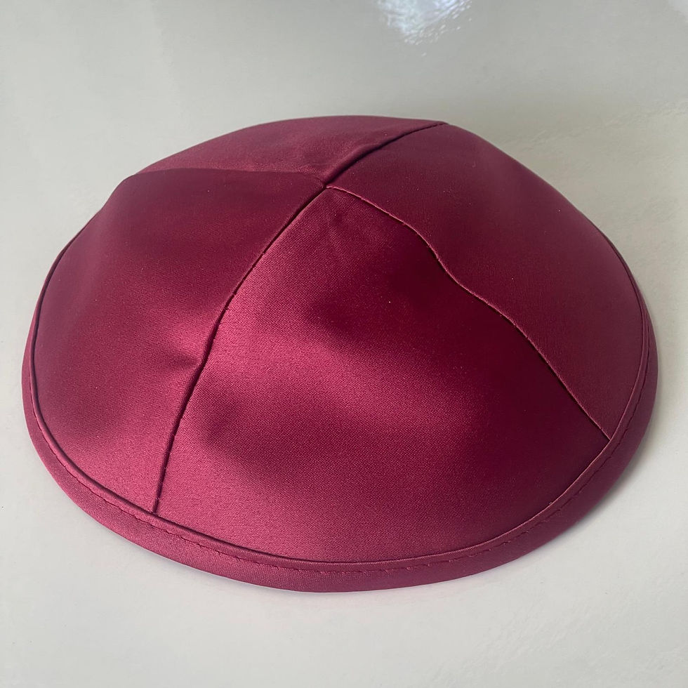 כיפה סאטן צבע אדום עדין