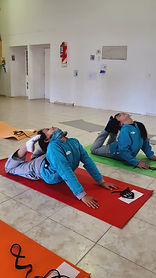 alma y amanda si.jpg