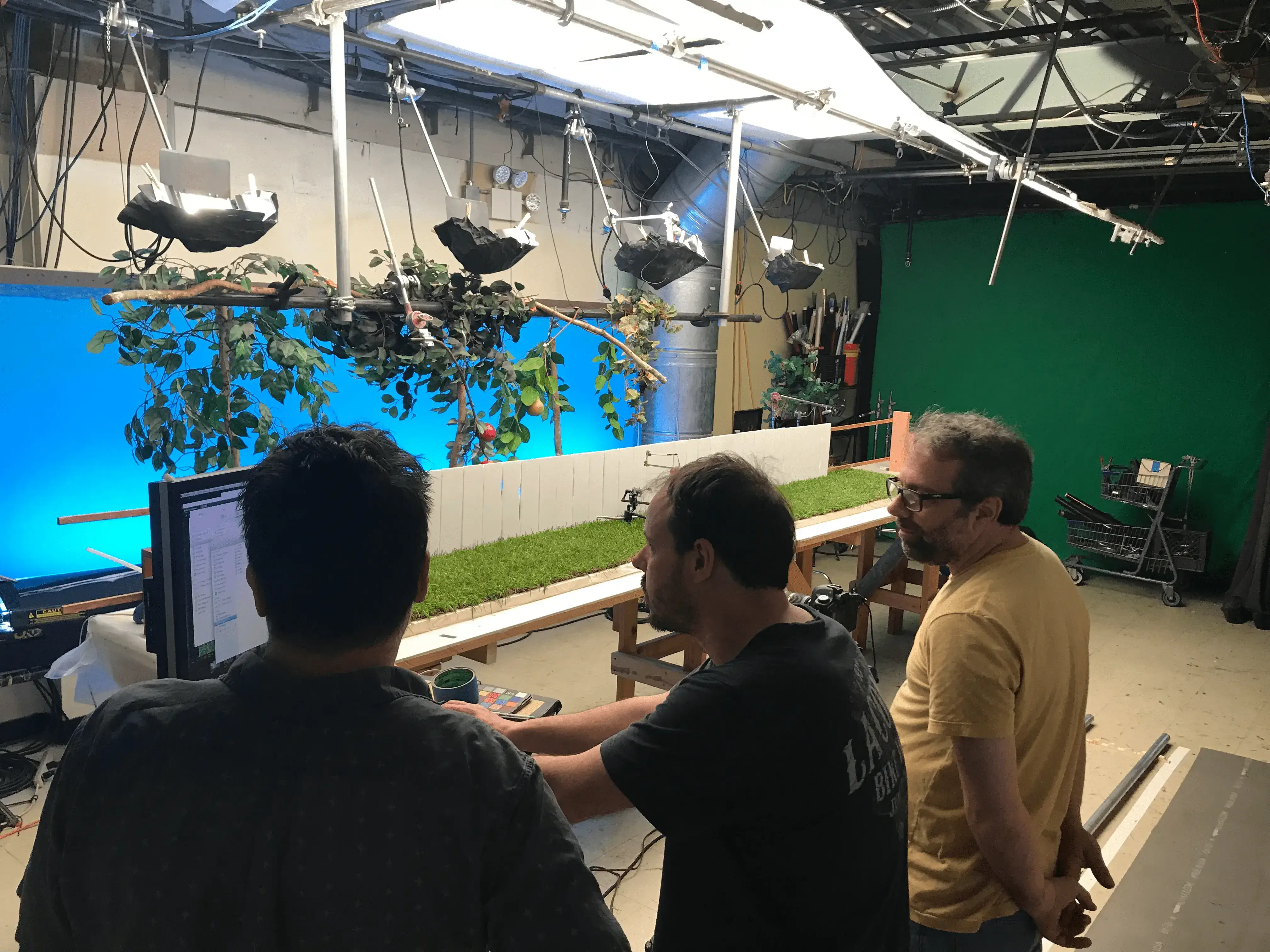 Elevate your brand, engage audiences, and drive results with Social Motion Films tailored video marketing solutions.