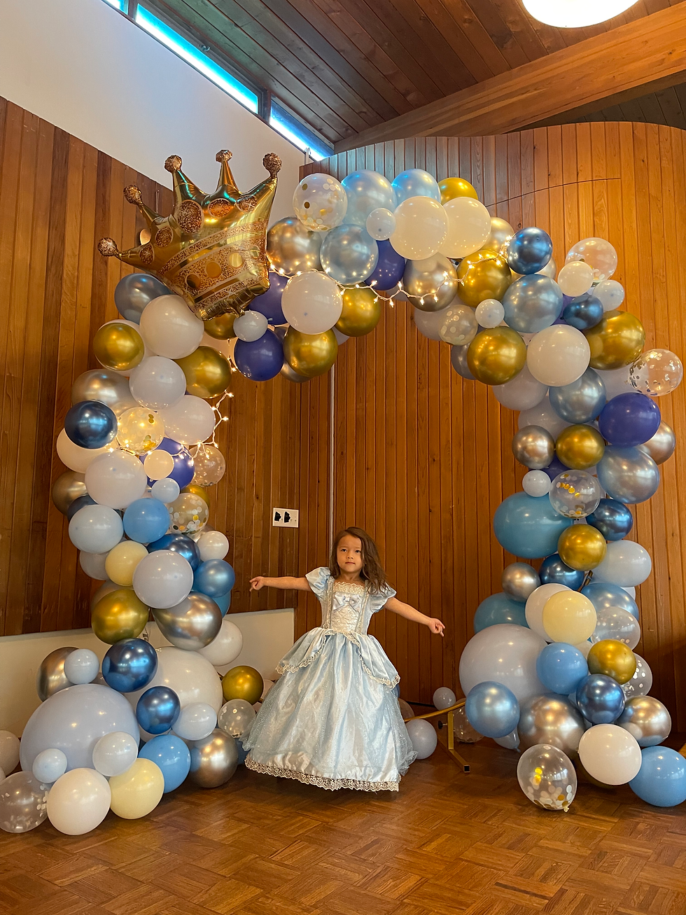 Thumbnail: 8' Gold Floral/Balloon Arch