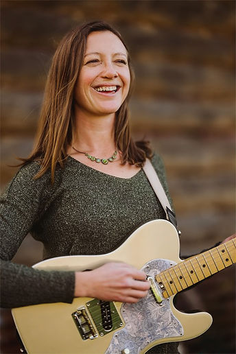 Photo of Musician, Megan Alder. Playing Easyfolk Fest 2025 on 8/7