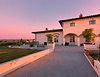 Oliveta Esterno Tramonto Edit.jpg