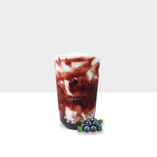 一杯蓝莓饮品，TEADOOR 标志，新鲜蓝莓，白色背景，美味诱人，饮品特写。