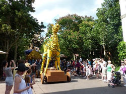Parade4