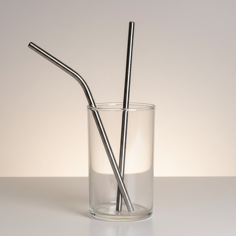 Miniature : Pailles réutilisables en inox ou en verre et goupillon