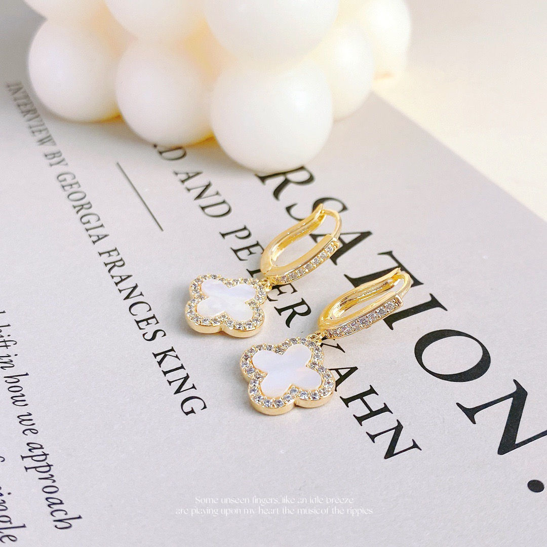 MOP,4 leaf clover with zircon drop earrings,  14KGold Plated