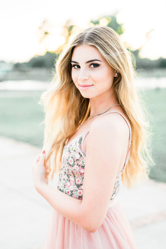 Senior portrait photography with natural light