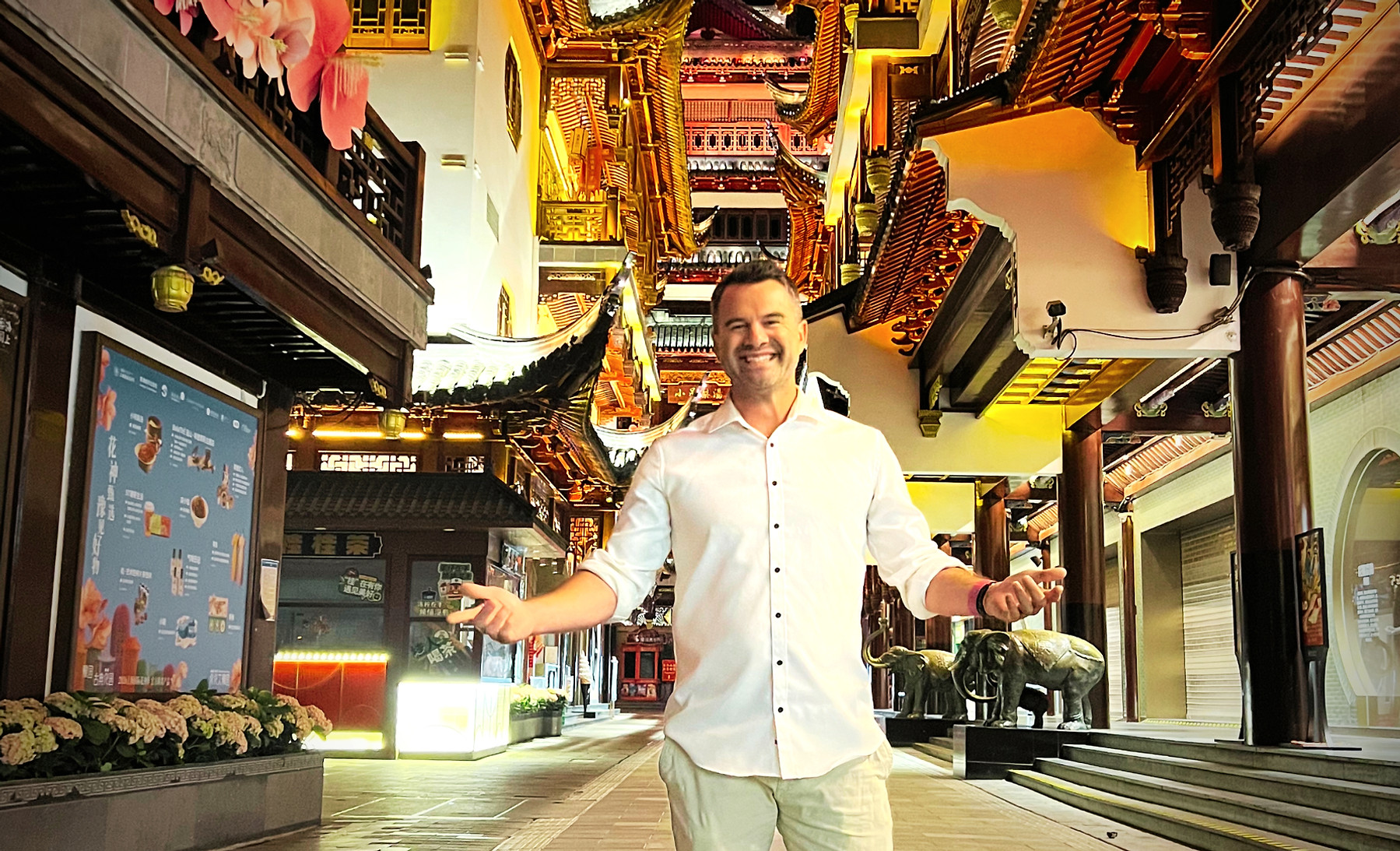 Joel China_edited.jpg