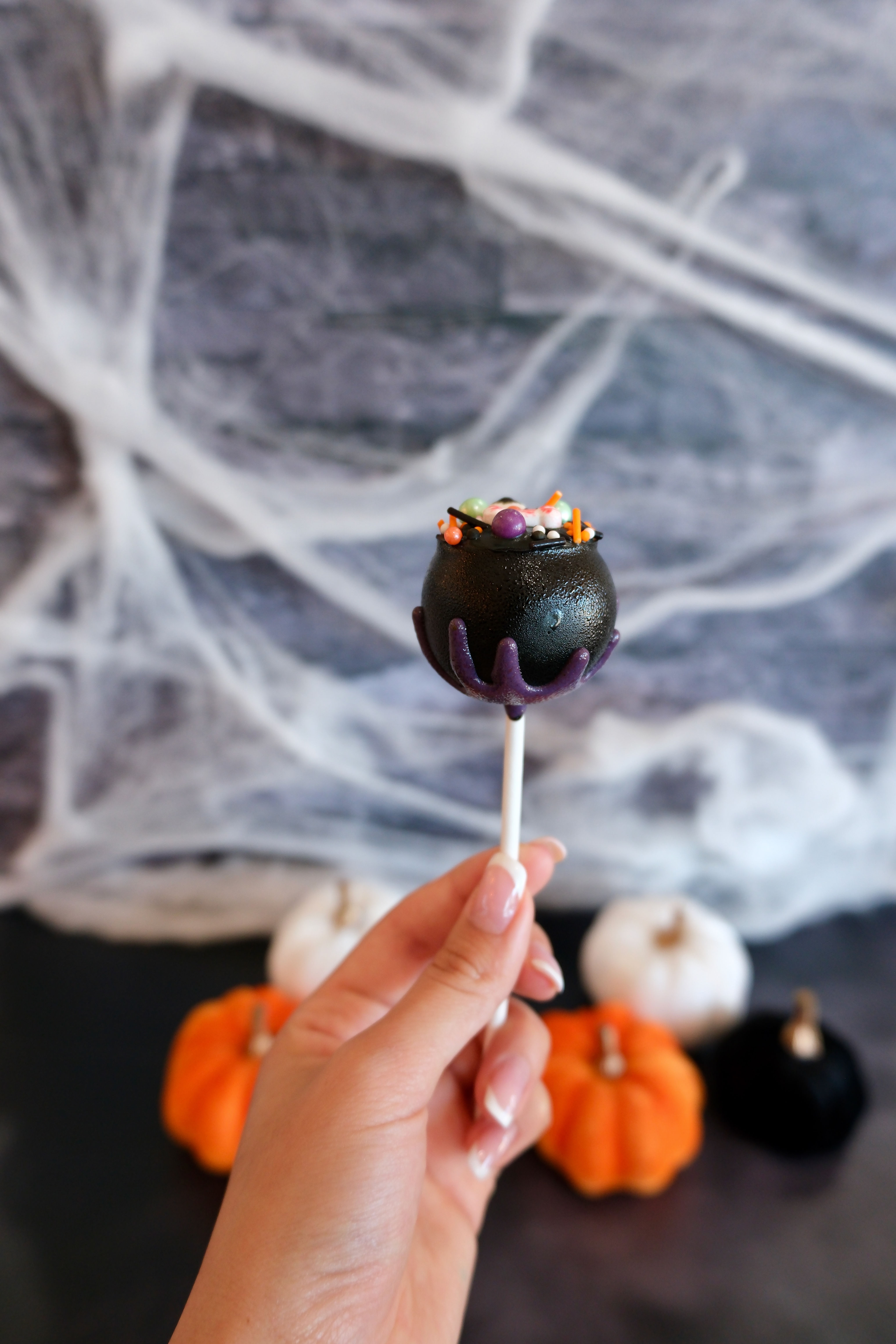 Cauldron Cake Pops