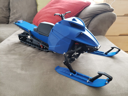 Alpha-6 - 1:6 Scale Remote Controlled Snowmobile | Pascal Robert - RC C