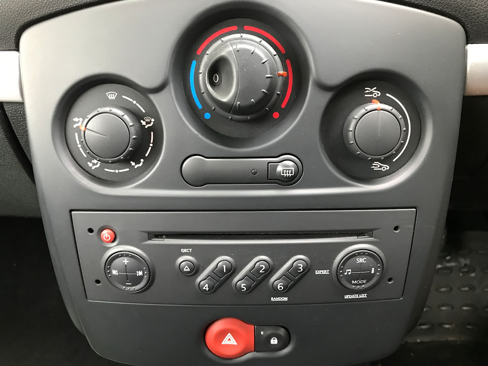 Thumbnail: Renault Clio 1.4 16v Dynamique 3dr (2007) | Low Mileage | Good  Condition