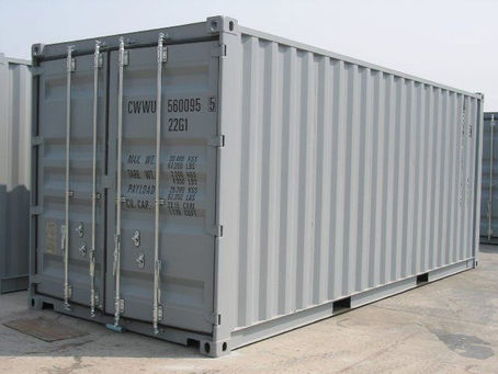 Six Benefits of Storage Containers