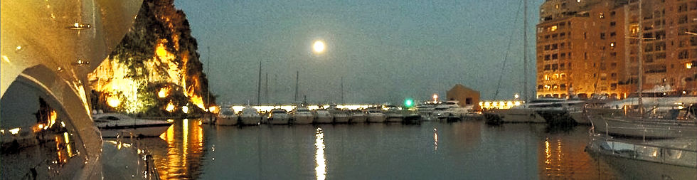 Fontvielle at night_edited.jpg