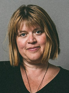 Dr Bea Lewkowicz