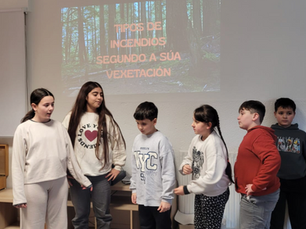 Sesión de posta en común na biblioteca escolar: Latexo Verde