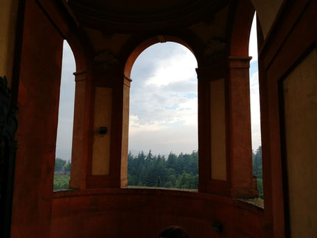 CLIMBING THE PORTICO DI SAN LUCA