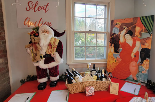 Silent Auction 3.jpg