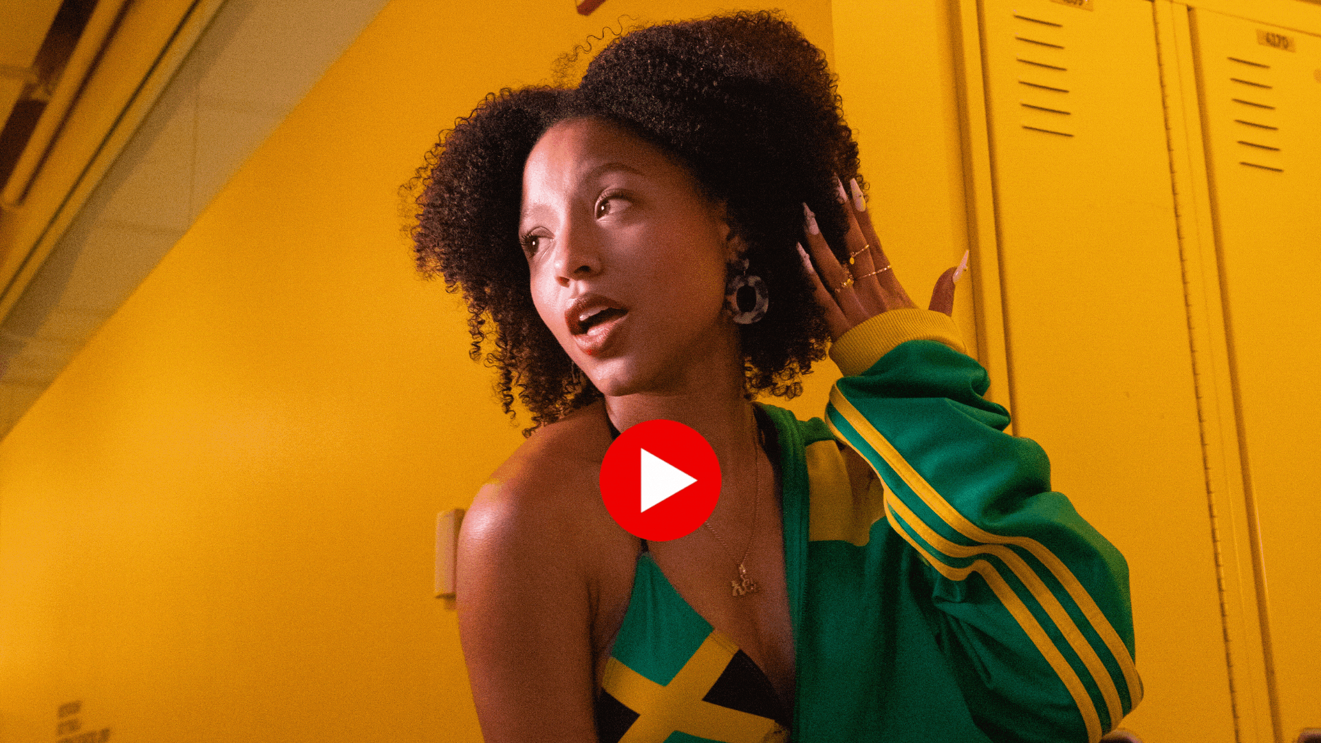 Weekend Lover by Ainae Music Video.gif