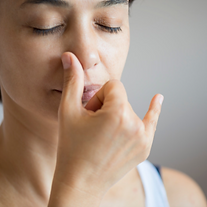 Nefes Koçluğu: Nefesinizi farklı tekniklerle düzenlemeyi öğrenerek stresi azaltmanız, zihni sakinleştirmeniz ve genel olarak refahınızı artırmanıza yardımcı olan danışmanlık hizmeti.