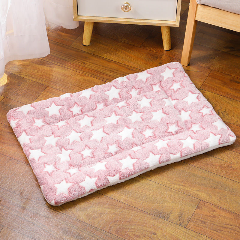 Thumbnail: Thickened Comfortable Warm Small Cat Sleeping Cushion Skin-friendly Cute Winter 