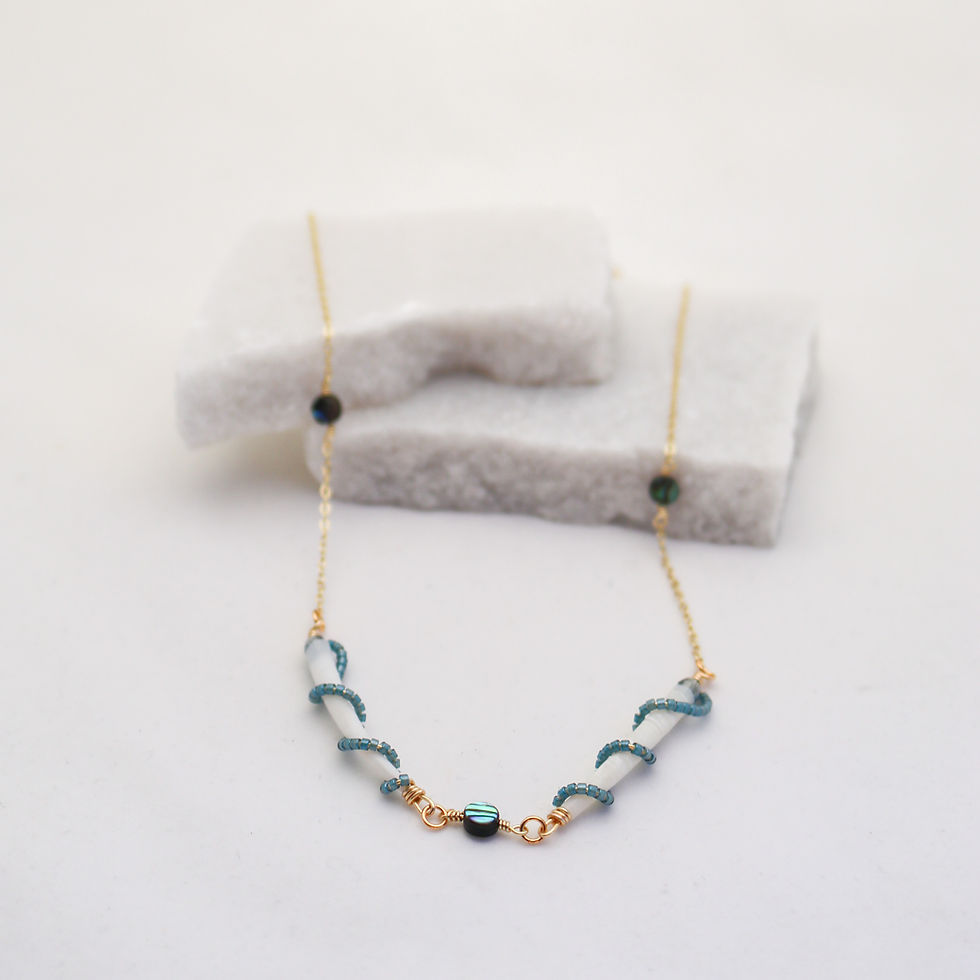 Thumbnail: Blue Dentalium Necklace