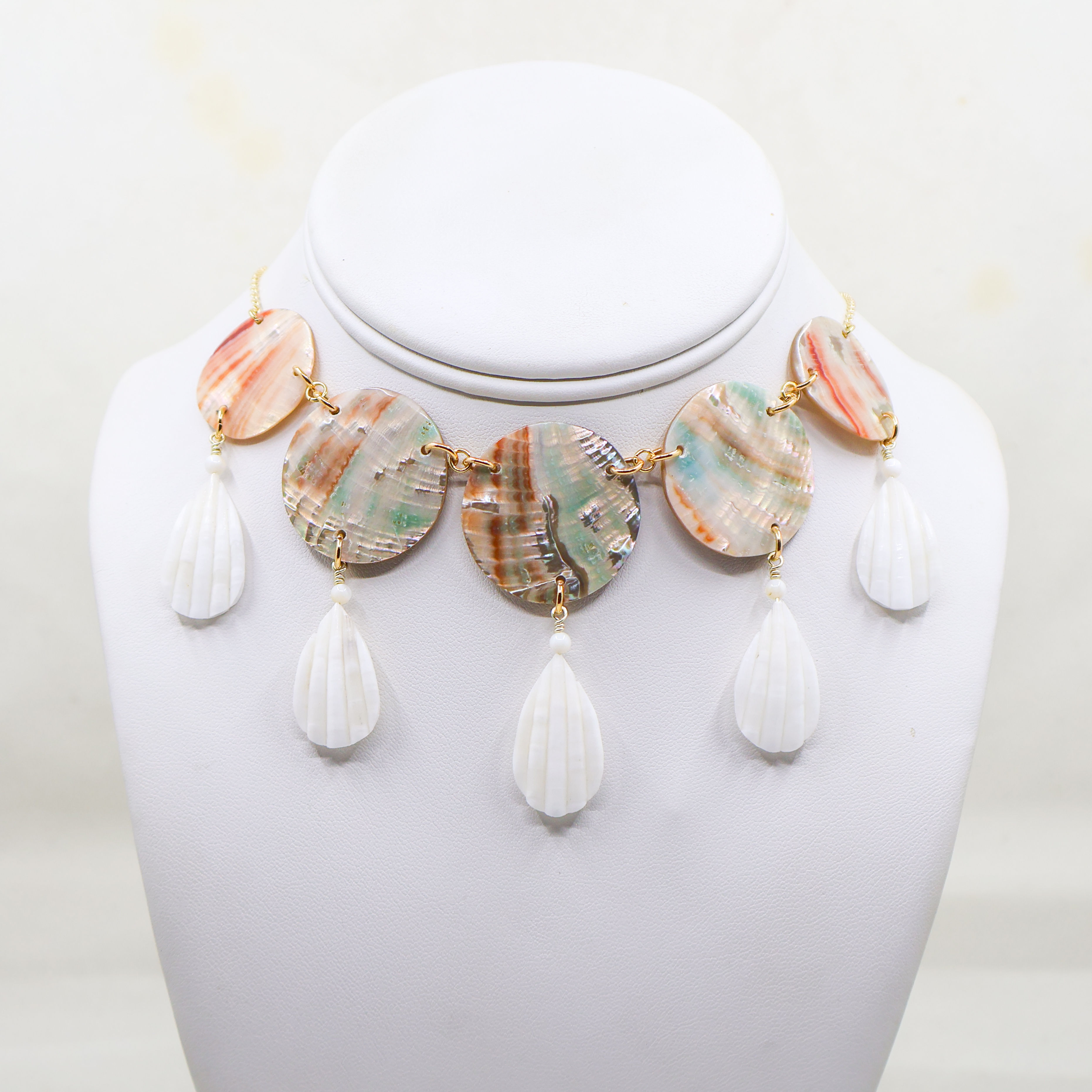 Sm Ab Tear Drop Choker