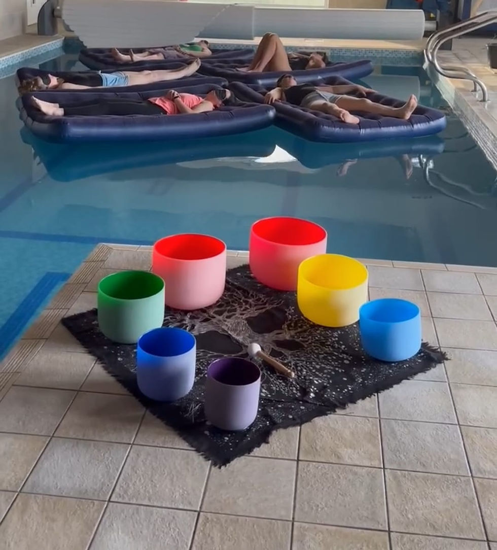 Floating sound healing experience