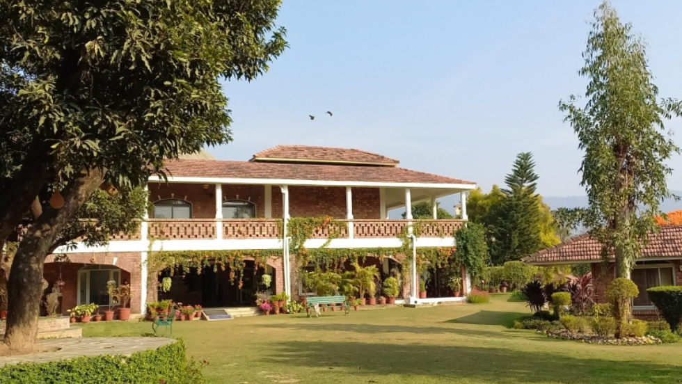 インド・リシケシ　ヨーガ瞑想リトリート