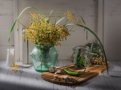 Rustic still life . About canning cucumbers.огурцов.