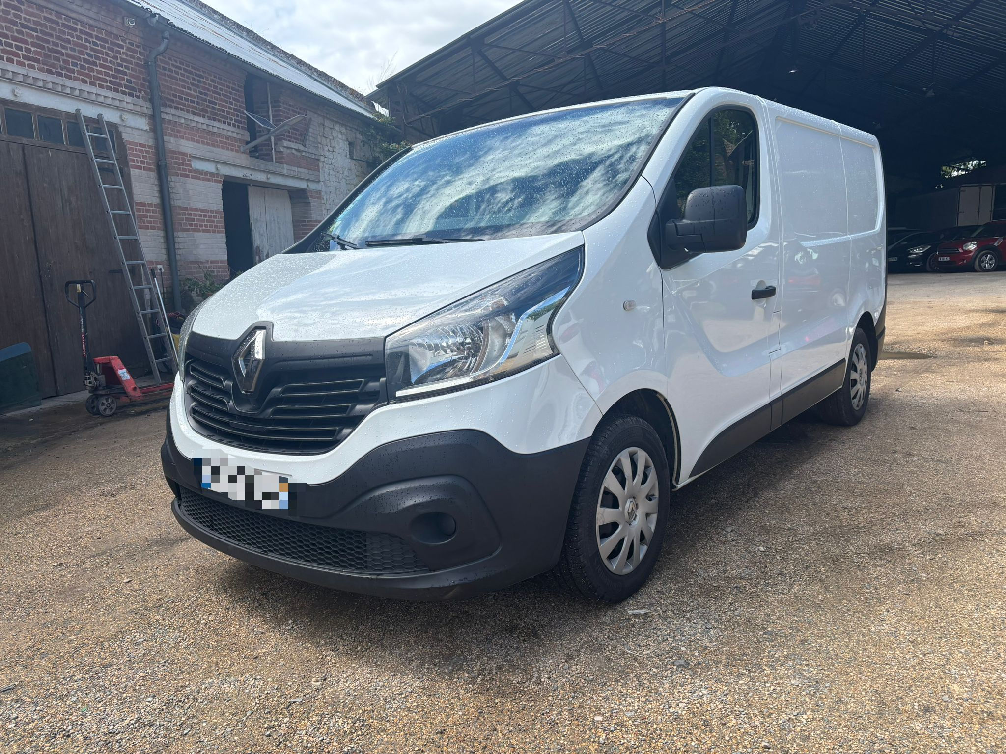 RENAULT Trafic III Fourgon L1H1 1200 1.6 dCi 90 cv