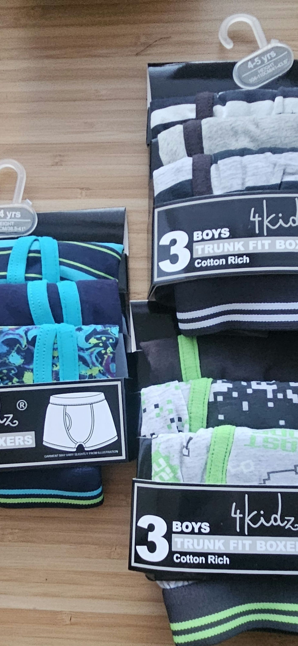 Thumbnail: Boys 3 pack trunk fit boxers (2-6 years)