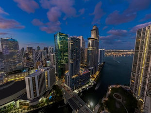 "Branded Residences in Miami: Where Luxury Meets Iconic Design"