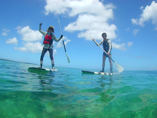 okinawa stand up paddle board school tour and guide