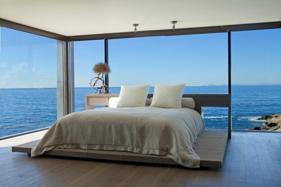 FloortoCeilingWindows.jpg