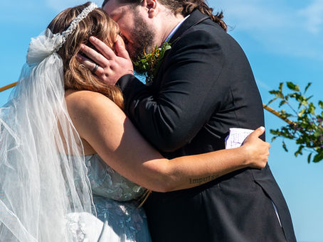 Coastal Elegance & Ocean Views: A Cliff House Wedding