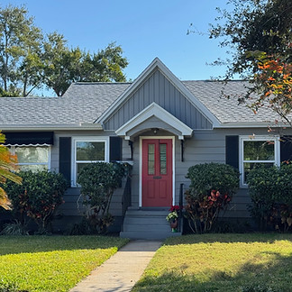 house in st petersburg red door.jpeg
