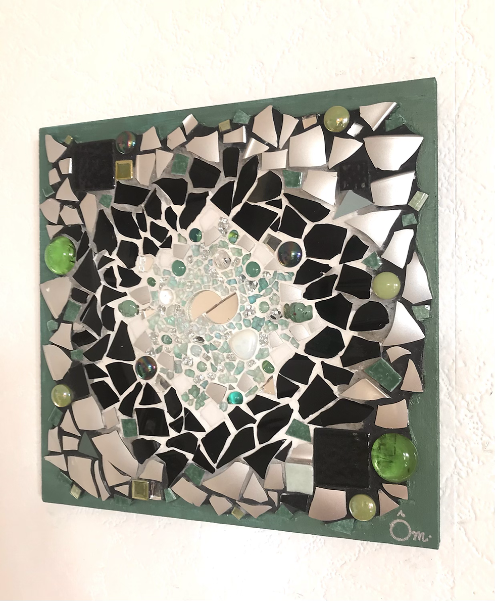 サムネイル： Tableau «  CHAKRA VERT » (20 x 20 cm ) - 2020