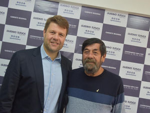 Deputado Estadual Gustavo Tutuca recebe autoridades da região e inaugura gabinete regional em Volta