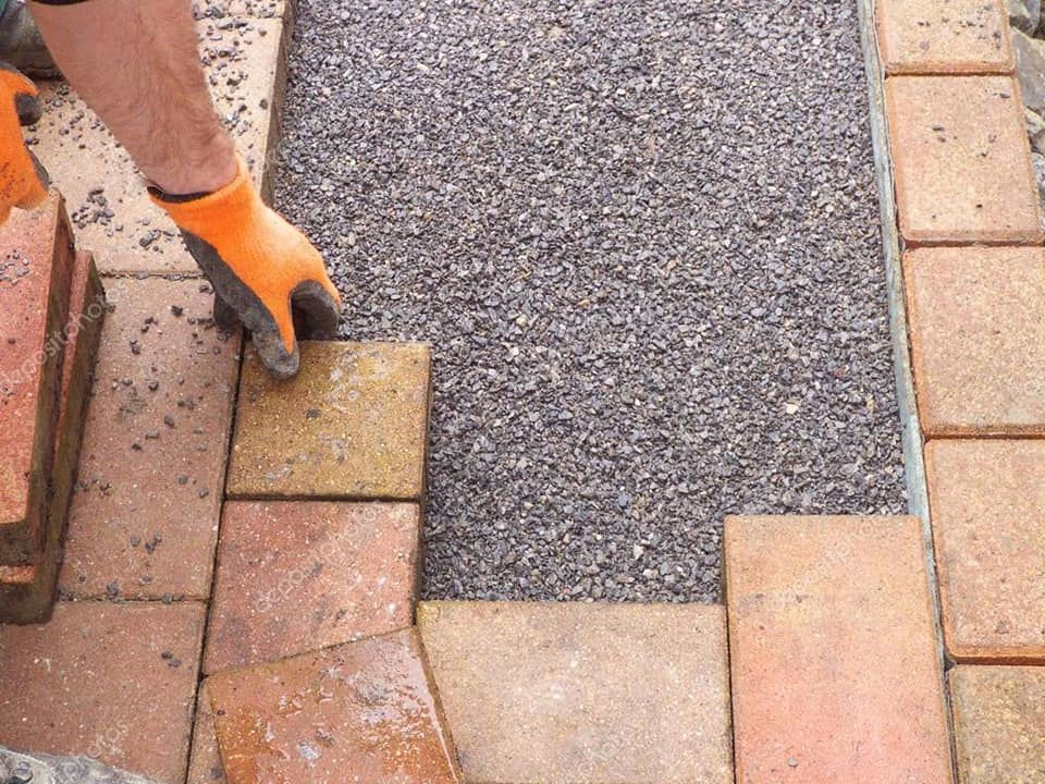 Instalación de Adoquín y concreto