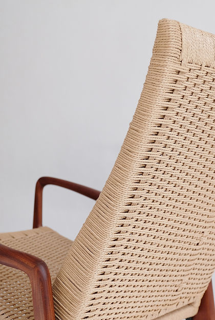 MidCentury Modern Reclining Lounge Chair Detail Back