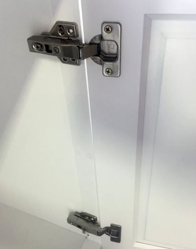 Thumbnail: Niturra White Shaker V3621