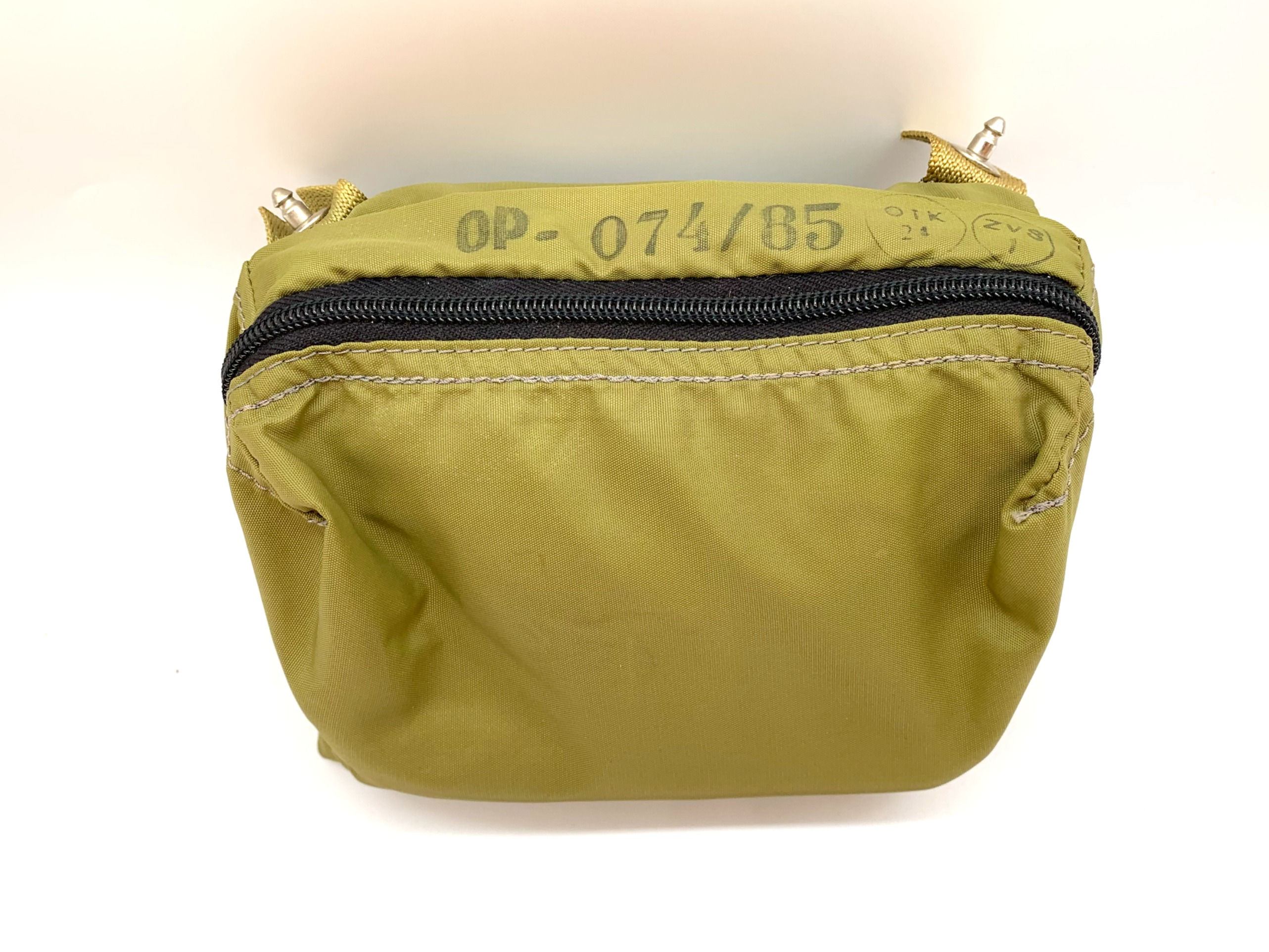 Czechoslovakian First Aid Kit, Aircraft, Cold War