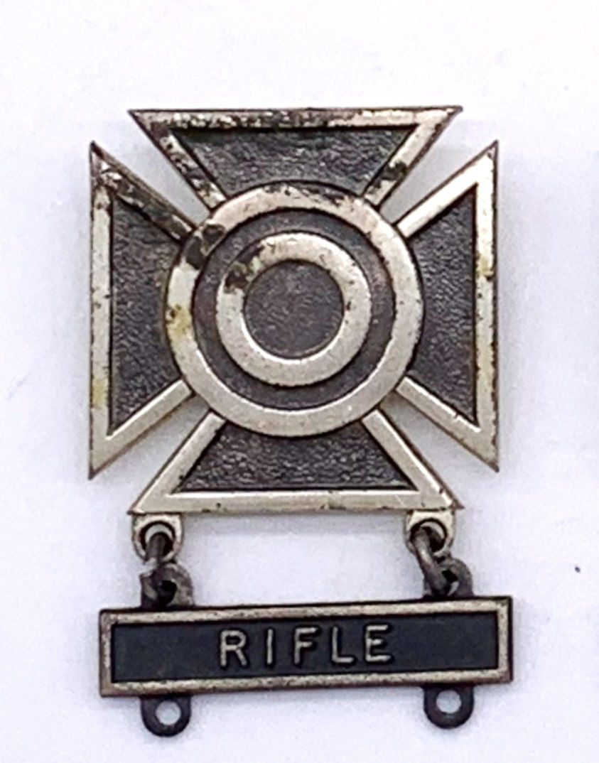 Sharpshooter Badge, Pin Back, Rifle bar, WWII/ Vietnam