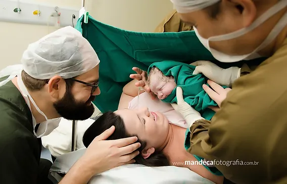 Fotos De Parto 2019 Como Sao Feitas As Fotos Do Parto Na Cesariana