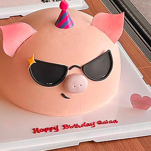 3D Little Pig Cake