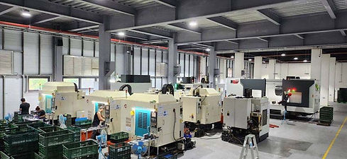 CNC 立式加工中心群