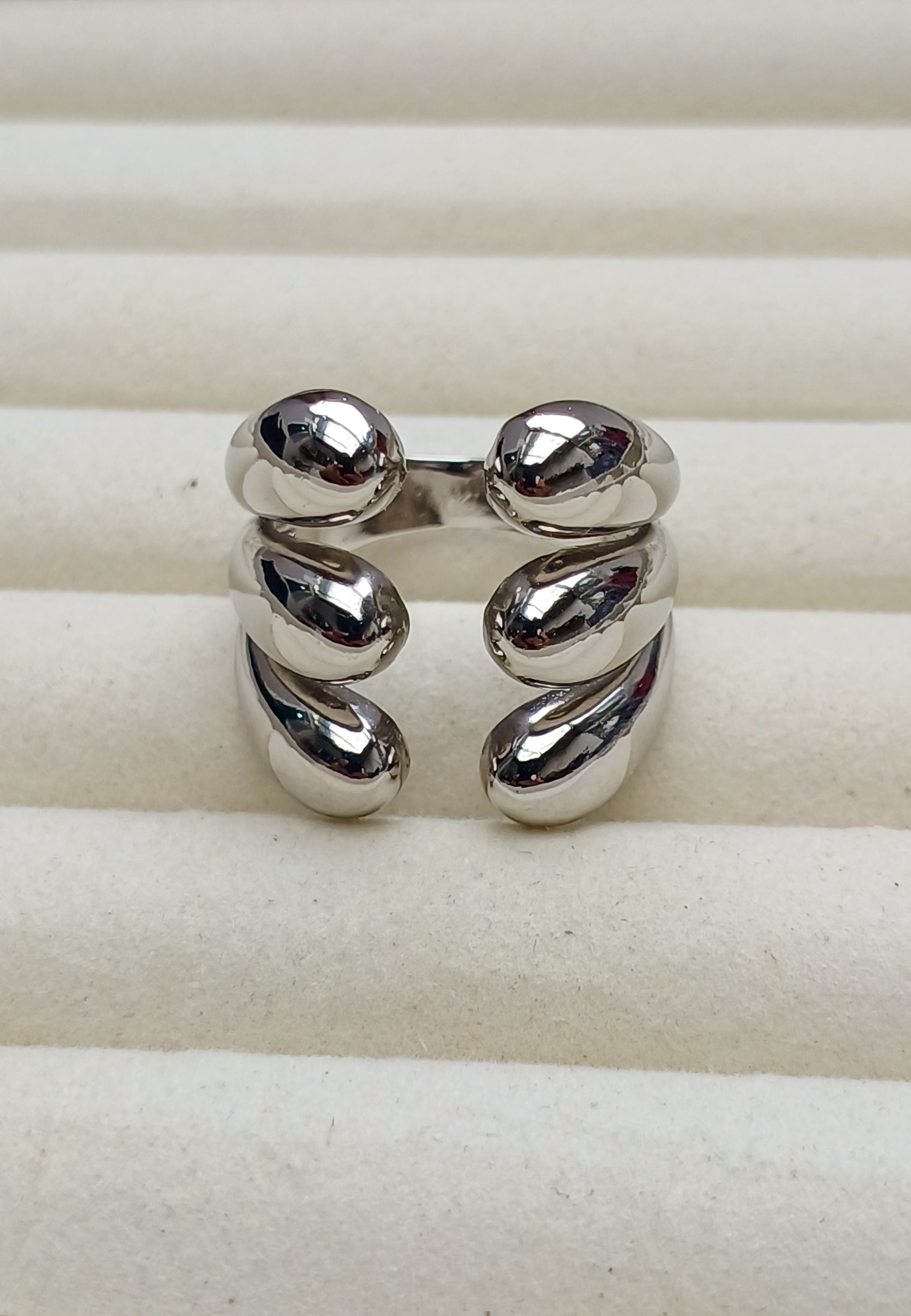 Anel Ajustável com 3 Gotas – Ródio